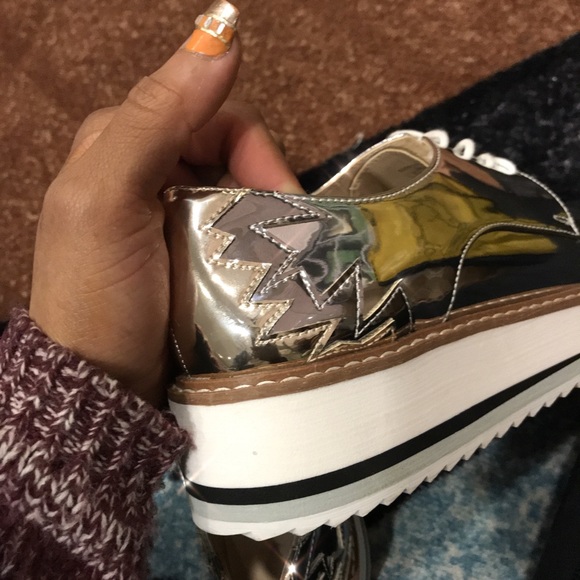 ZARA gold/silver platform shoes - Picture 3 of 5